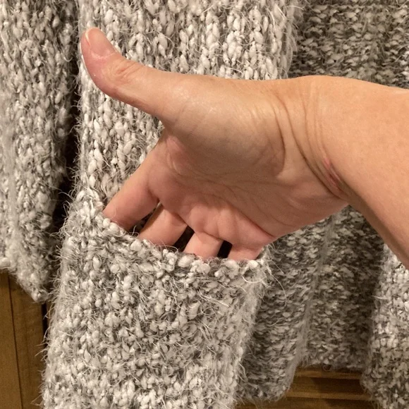 Open Cardigan - Picture 2 of 6